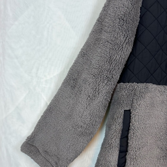 NWT Steve Madden Women’s 1X Quilted Fleece Black and Gray Jacket - Picture 6 of 12
